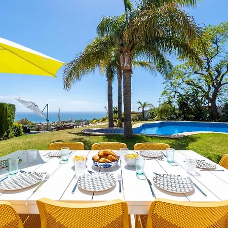 Villa - Golfside With Spectacular Ocean Views *