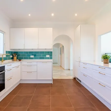 - Golfside With Spectacular Ocean Views Villa *